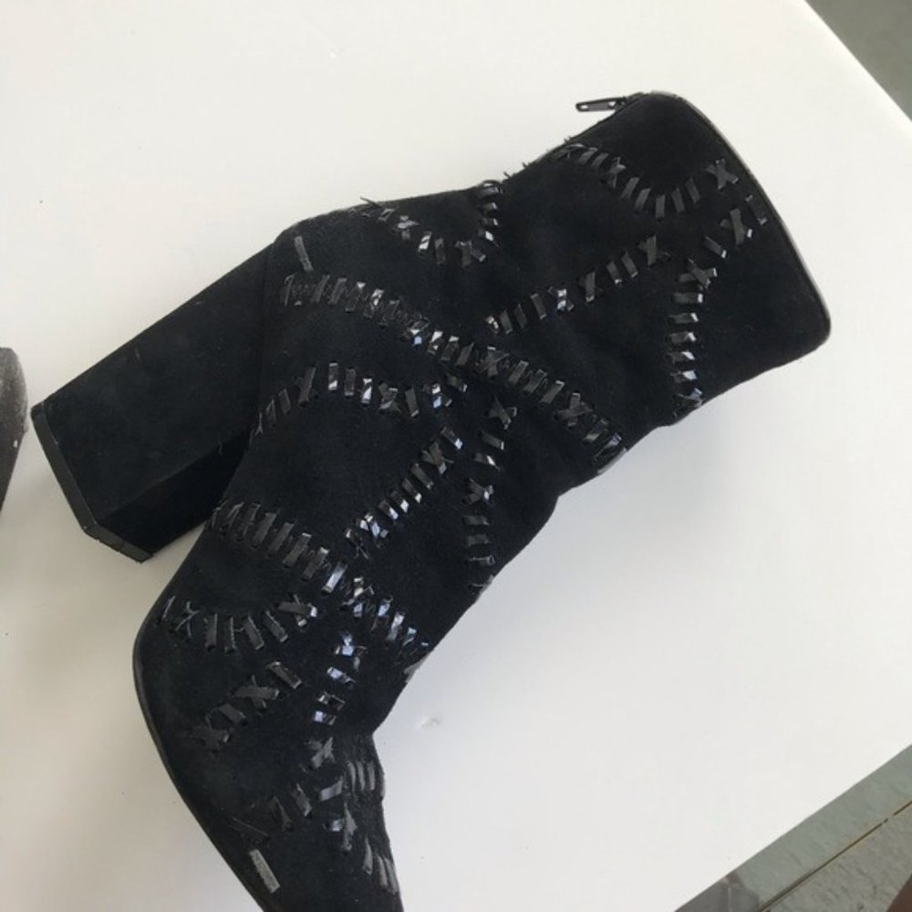 Jeffrey Campbell RARE black heel stitch booties - Picture 5 of 8